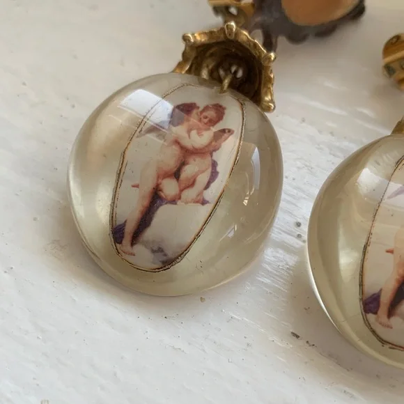 Vintage Lucite 80’s Angel Earrings long big chunky artisan clip on lightweight - Picture 9 of 11